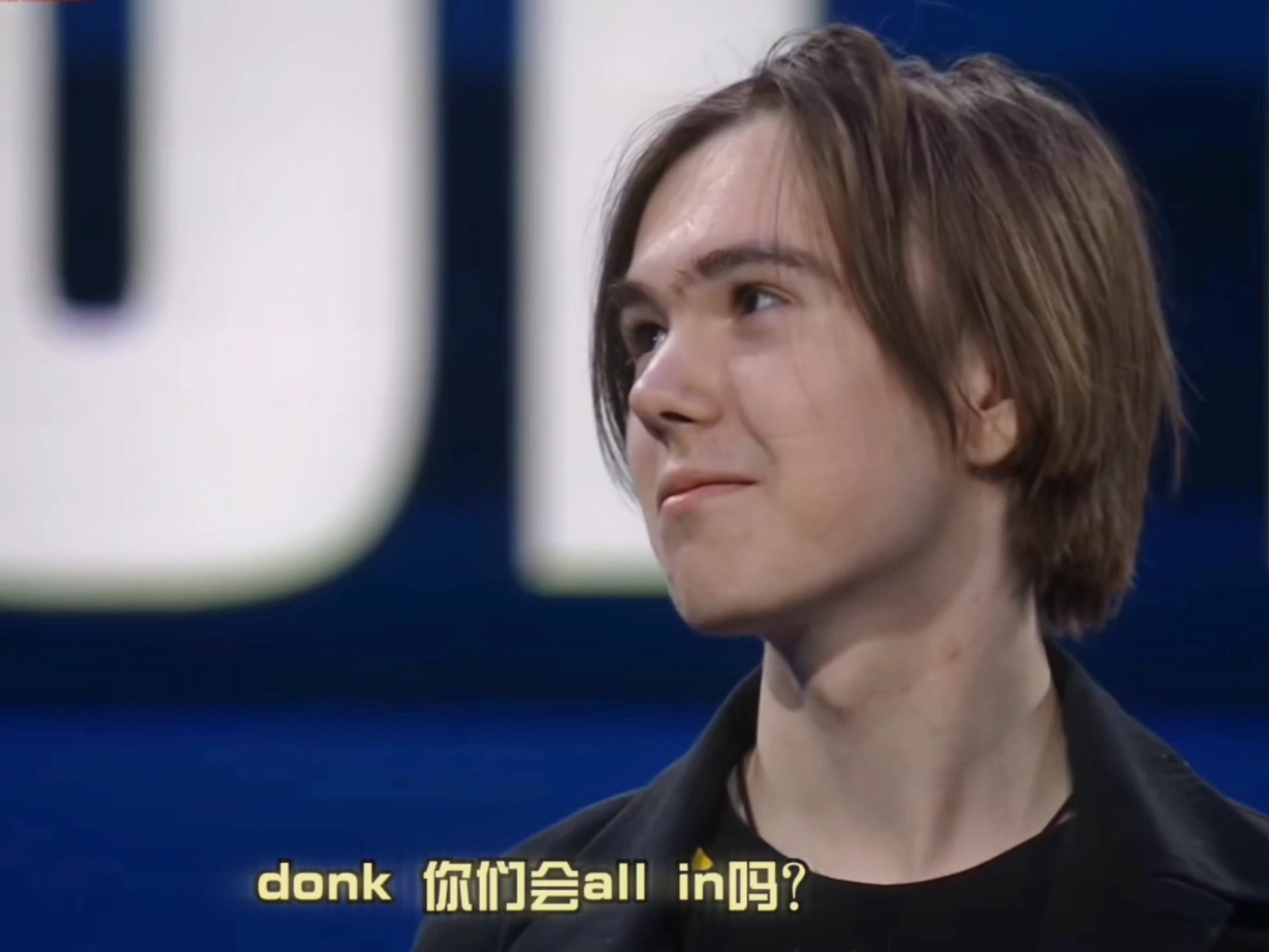 网管怎么还自拍上了？Gumayusi在T1网咖和Keria的合影