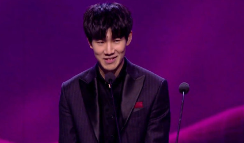 Elk和Ruler历届交手记录：Elk首次在与Ruler的对决中战胜了对方