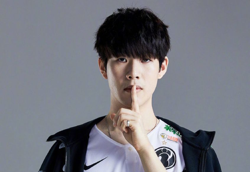 Passion UA 正式签约了 Complexity 的核心选手